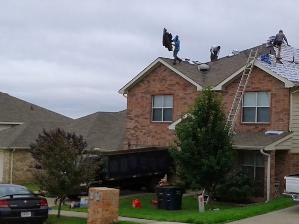 Roof Leakage Repair Services in Texas